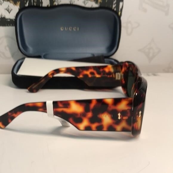 New Authentic Tortoiseshell Square Sunglasses GG1080s 003 - Picture 9 of 12